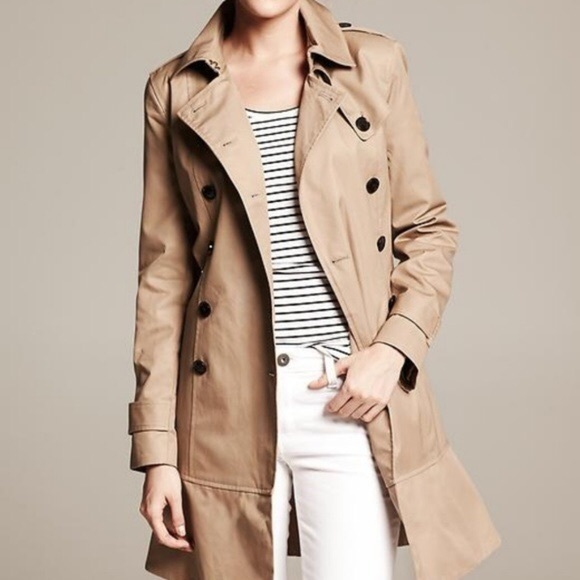 Banana Republic Jackets & Blazers - Banana republic trench coat